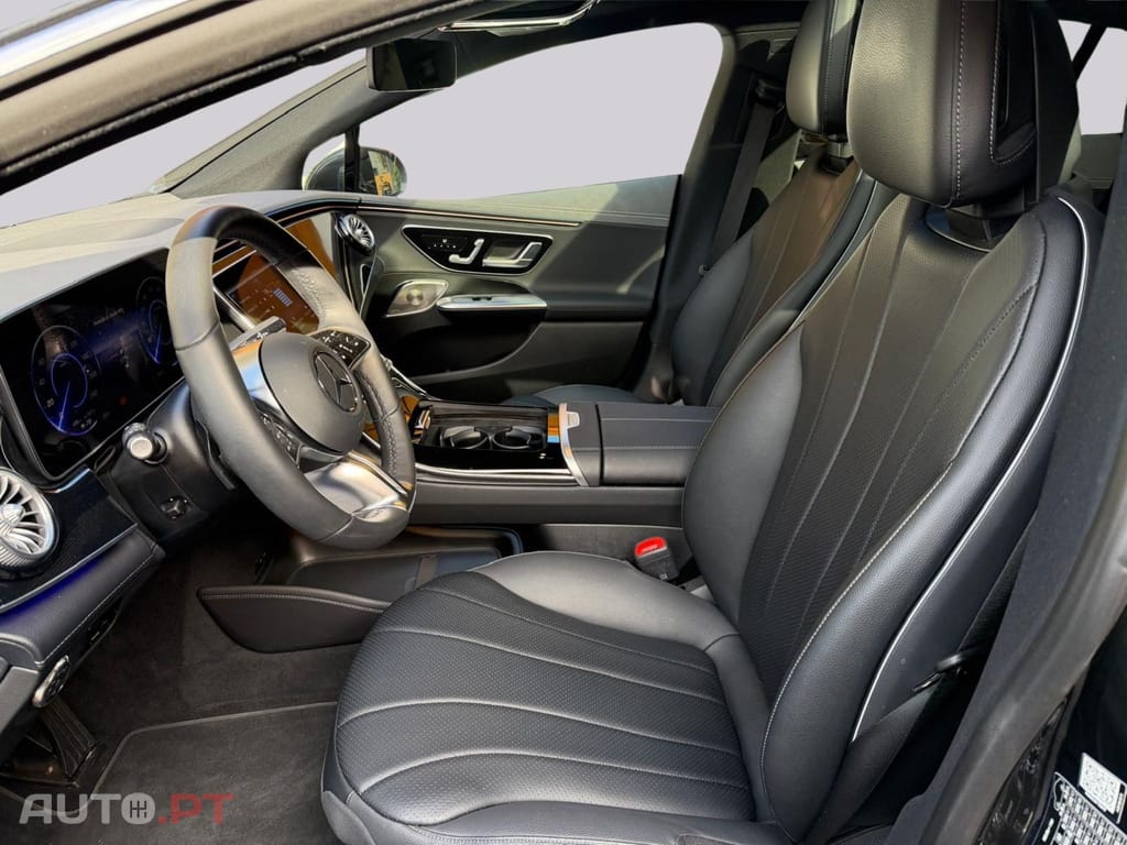 Mercedes-Benz EQE 350+ Electric Art