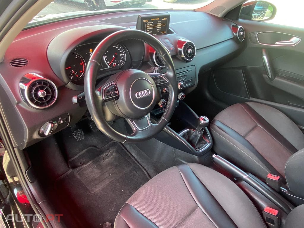Audi A1 1.6 TDi S-line