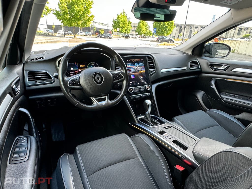 Renault Mégane Sport Tourer 1.6 E-Tech Plug-In Intens