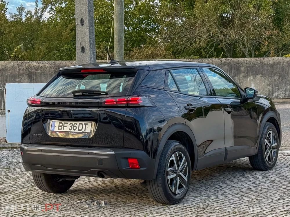 Peugeot 2008 1.2 PureTech Active Pack