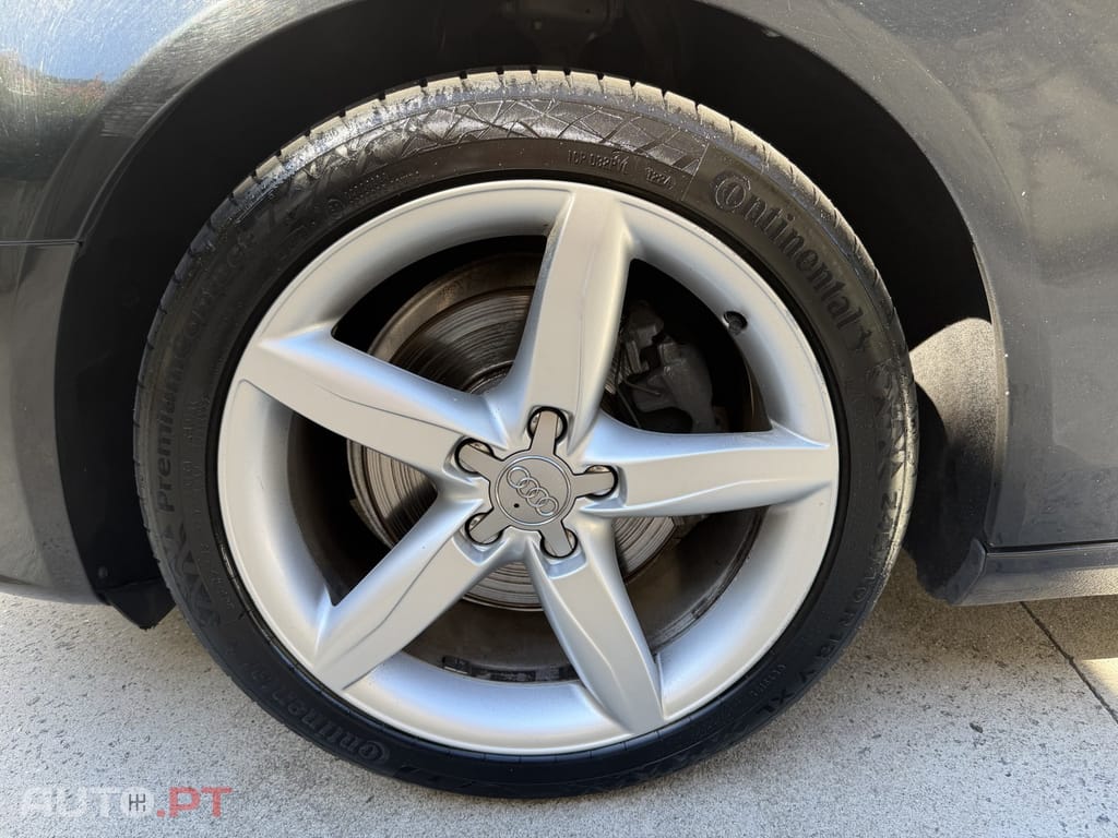 Audi A4 Avant 2.0 TDI s-line
