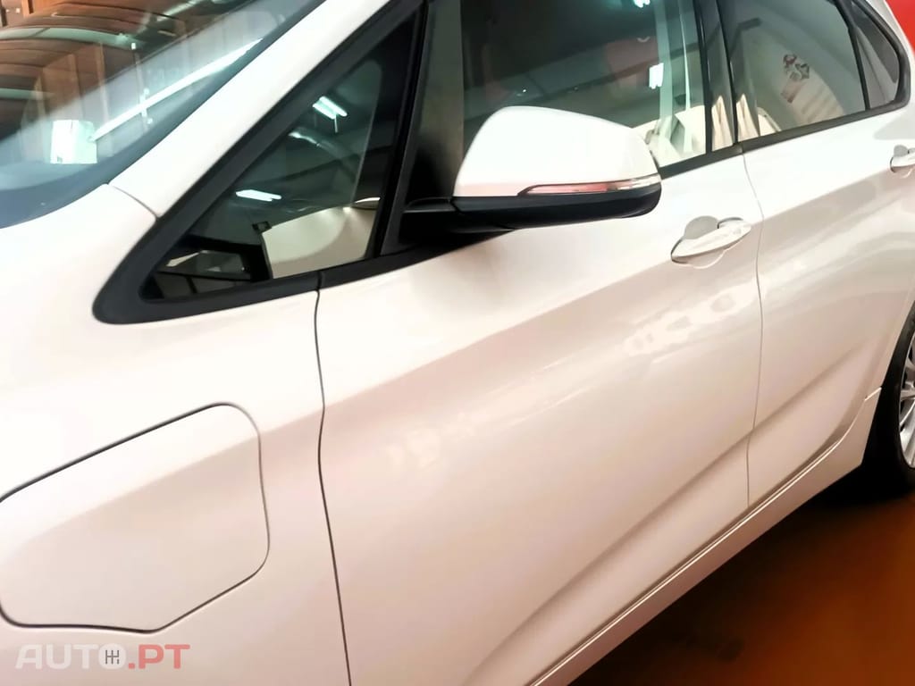 BMW 225 Line Sport