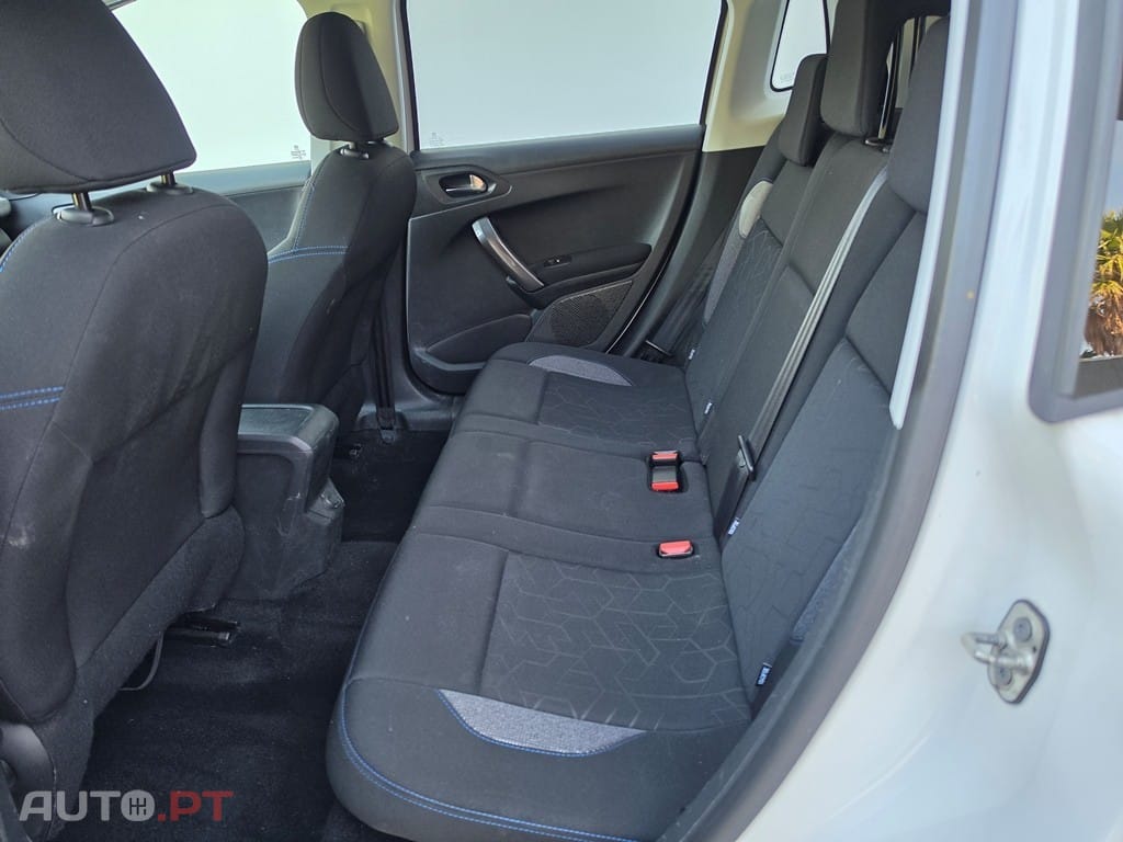 Peugeot 2008 1.2Vti Style 82Cv