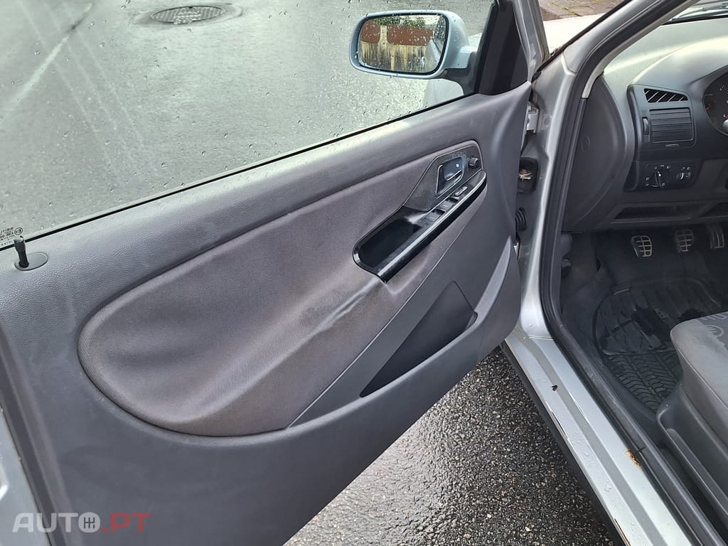 Seat Ibiza 1.9 TDI 90cv (2000) 5.000Eur Oficial