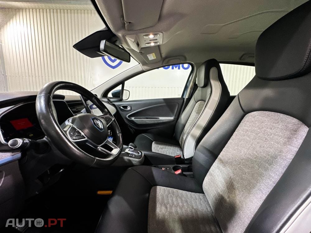 Renault Zoe (c/ Bateria) EV50 135hp Techno