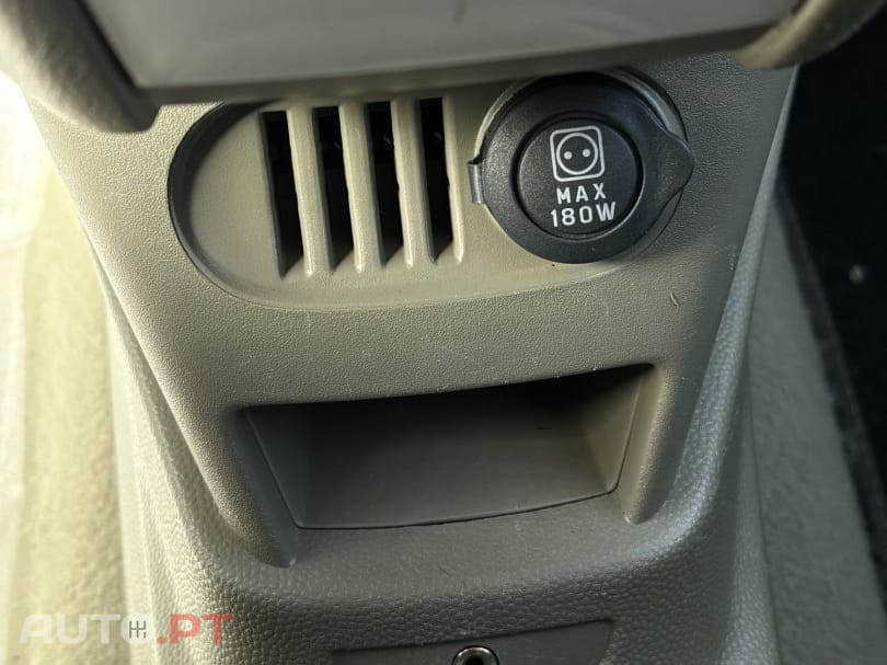 Ford KA 1.2 Titanium