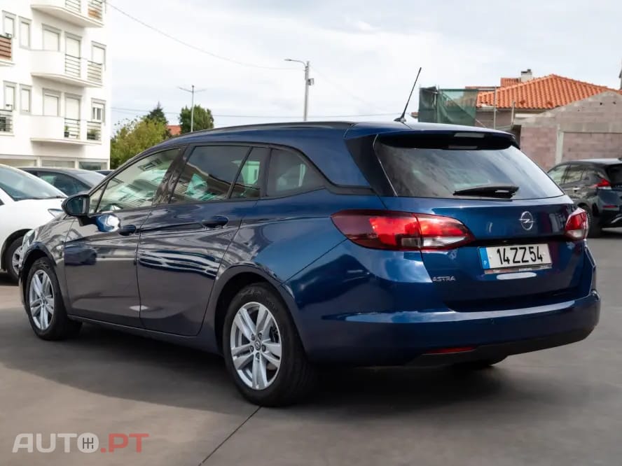 Opel Astra Sports Tourer 1.2 T Elegance