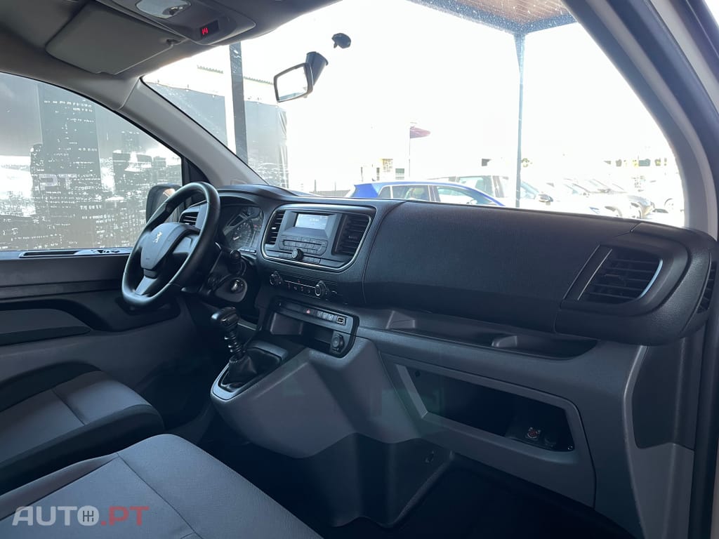 Peugeot Traveller 1.5 BlueHDi L2H1 Active Standard