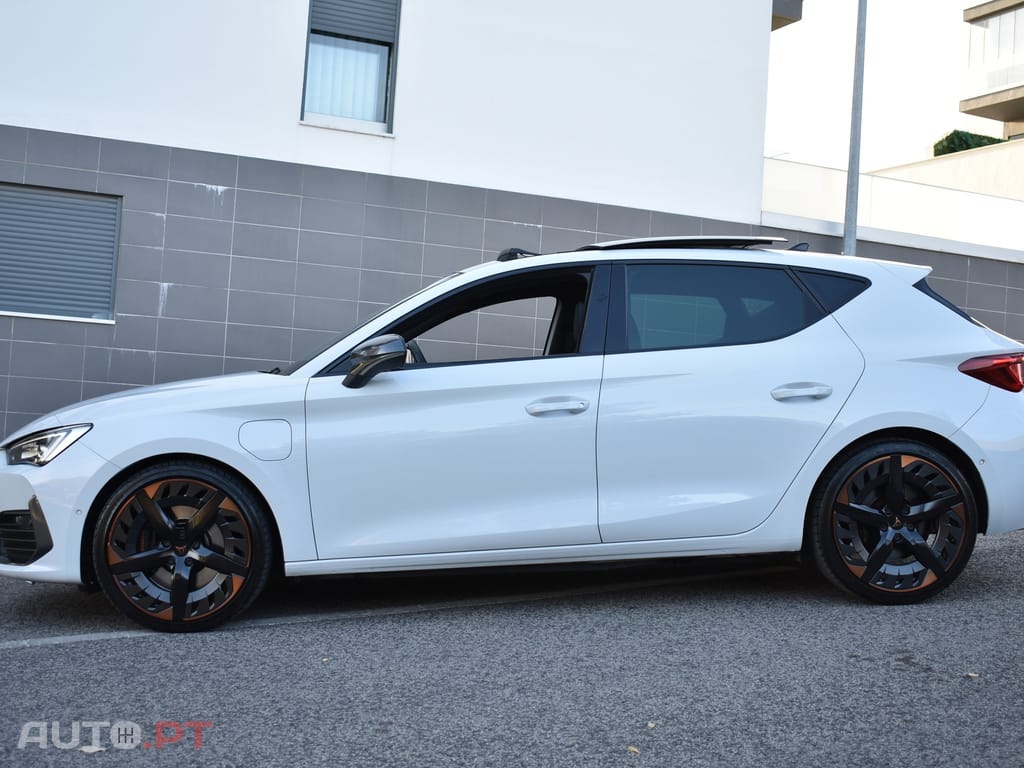 Cupra Leon 1.4 e-Hybrid VZ DSG