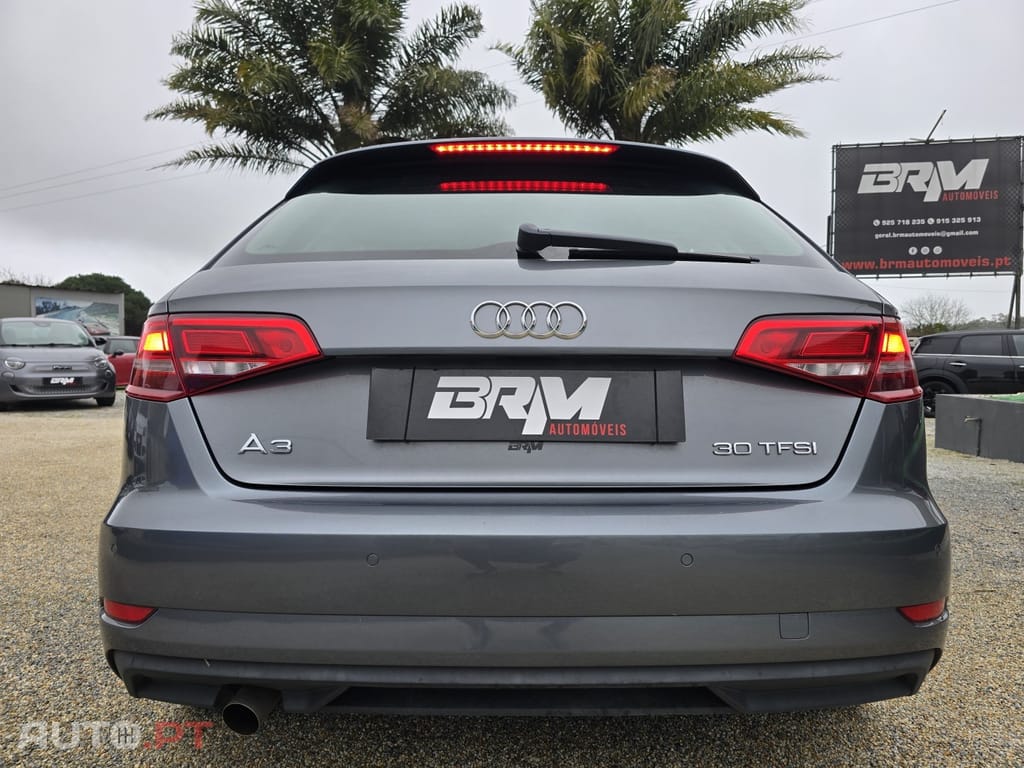 Audi A3 30 TFSI STRONIC