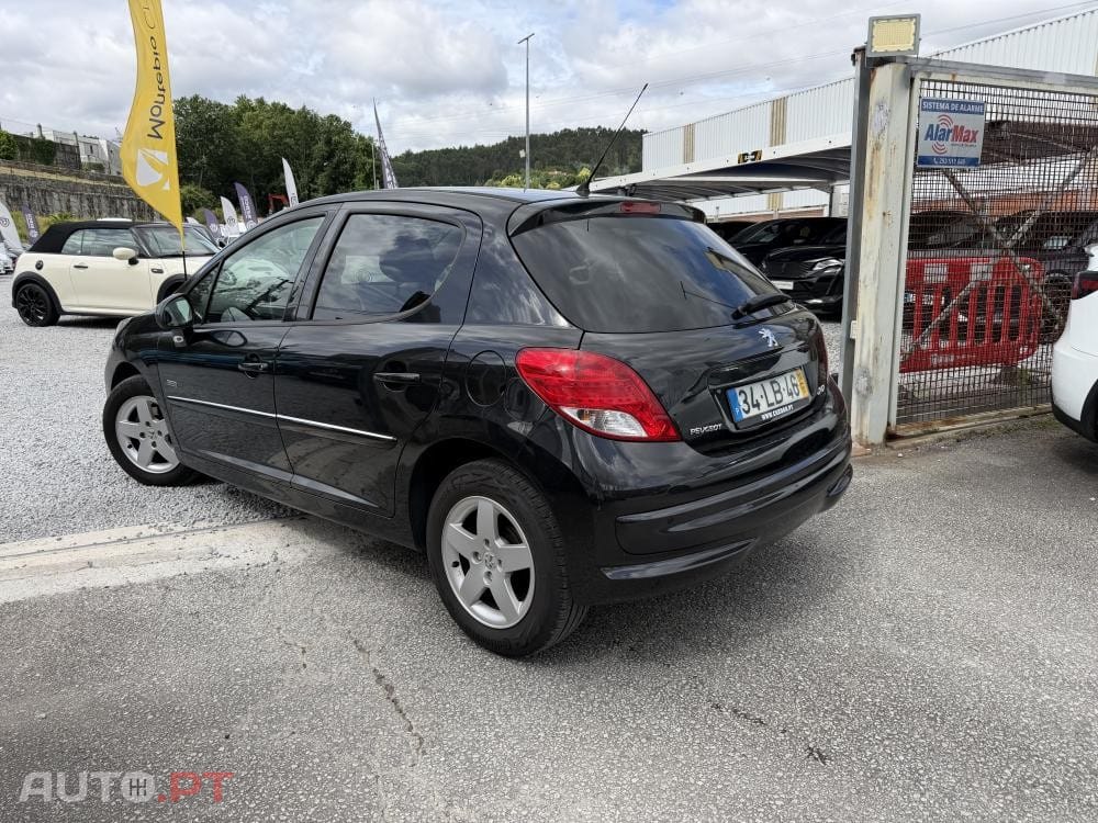 Peugeot 207 1.4 HDi Sportium