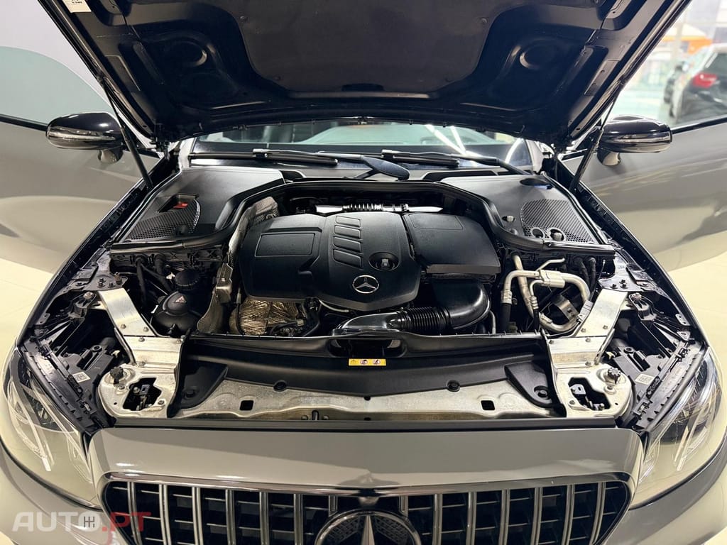 Mercedes-Benz E 220 d AMG Line