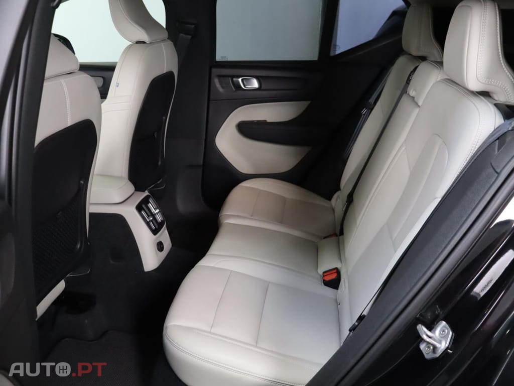 Volvo XC40 T5  Plug-in Hybrid Inscription