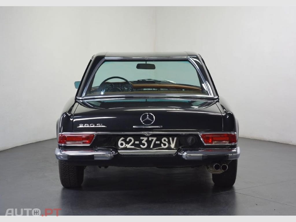 Mercedes-Benz SL 280 PAGODE 280 SL