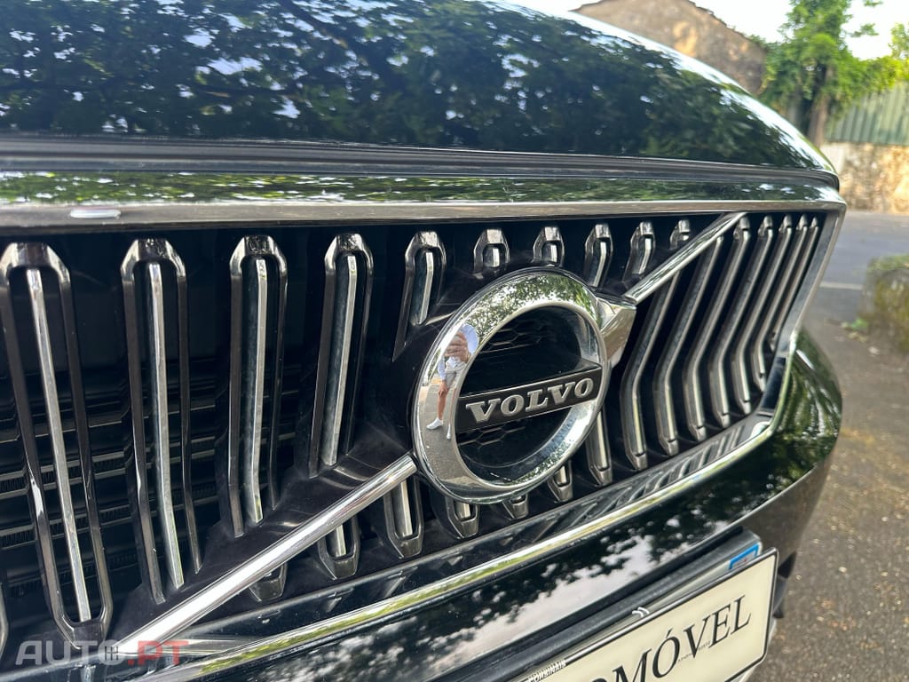 Volvo XC40 1.5 T5 PHEV Plus Dark