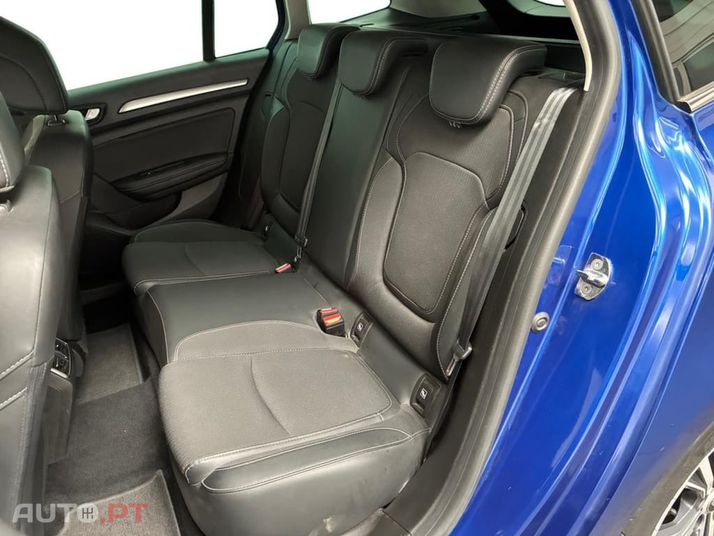 Renault Mégane Sport Tourer 1.5 Blue dCi Intens EDC