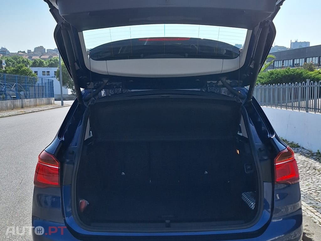 BMW X1 16d sDrive (2019) 15.999Eur Oficial