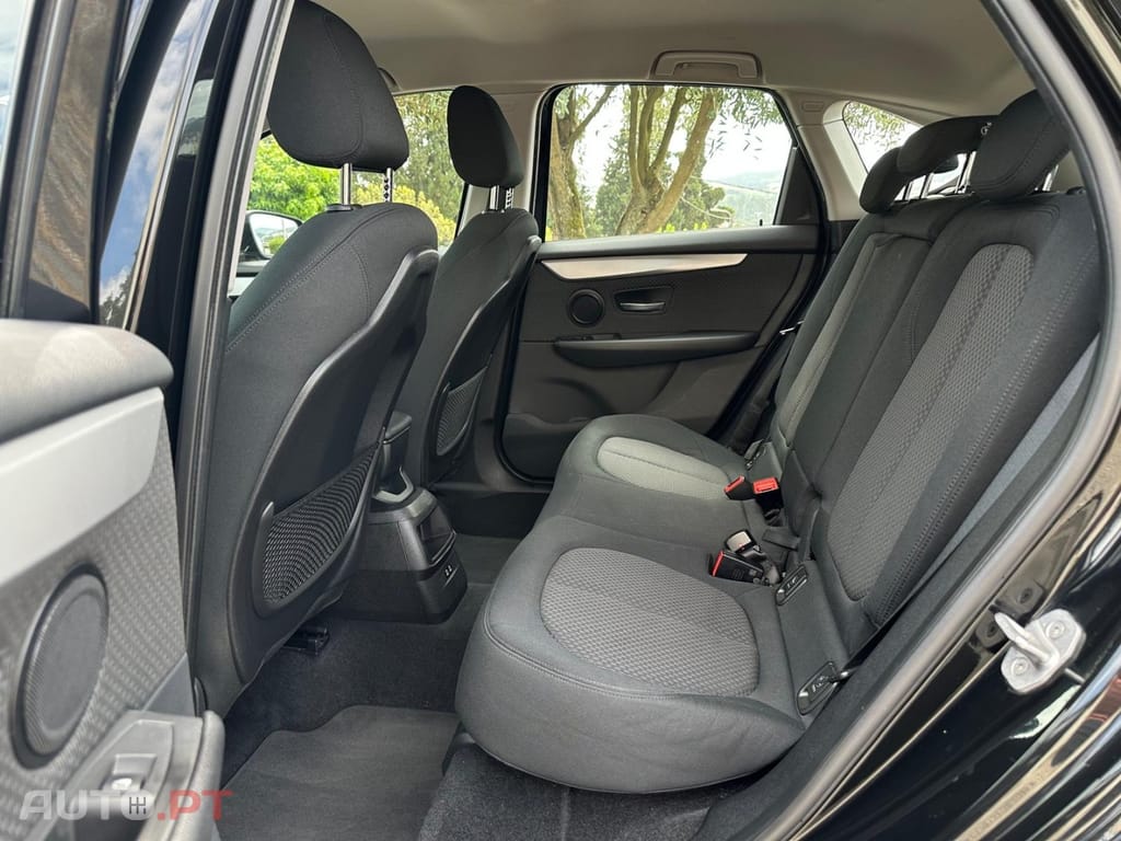 BMW 216 d Advantage