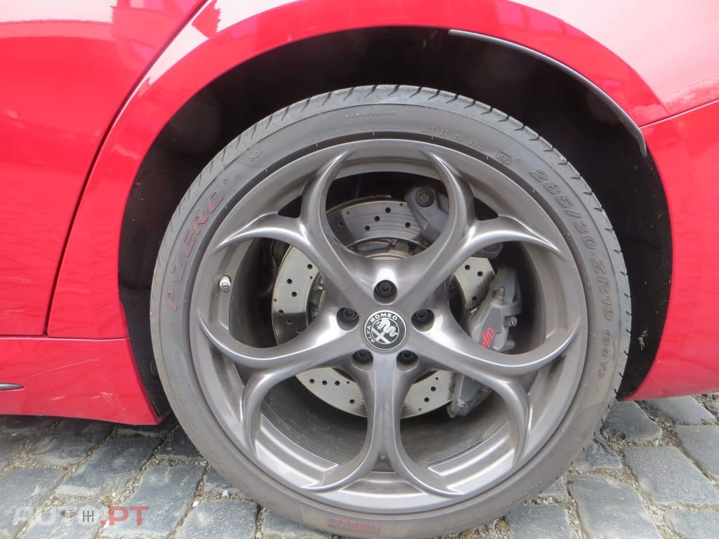 Alfa Romeo Giulia 2.9 Bi-Turbo Quadrifoglio AT8