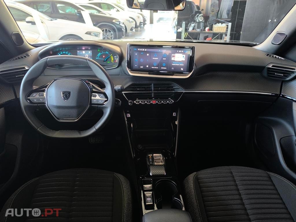 Peugeot E-2008 54 kWh Active