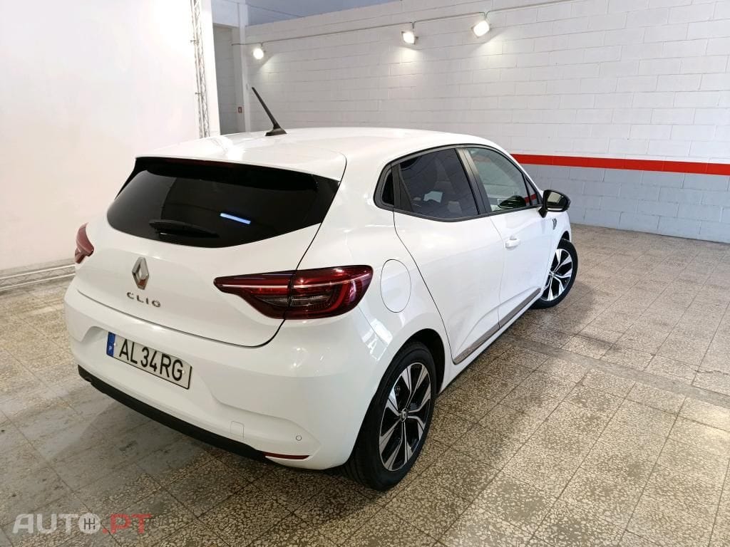 Renault Clio 1.0 TCe Limited Bi-Fuel