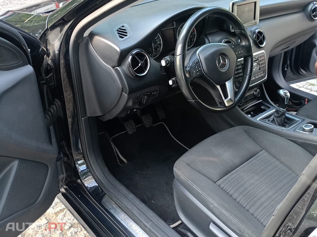 Mercedes-Benz 180 Sport