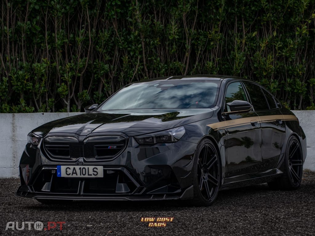 BMW M5 Outro