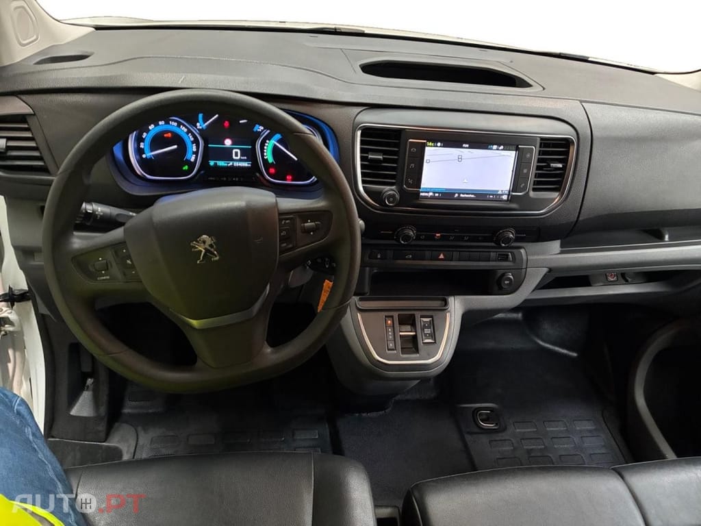 Peugeot E-Expert 75 kWh Long Asphalt