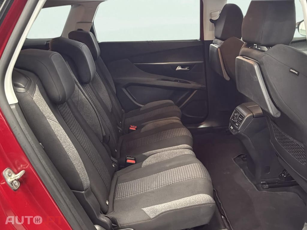 Peugeot 5008 1.5 BlueHDi Allure EAT8