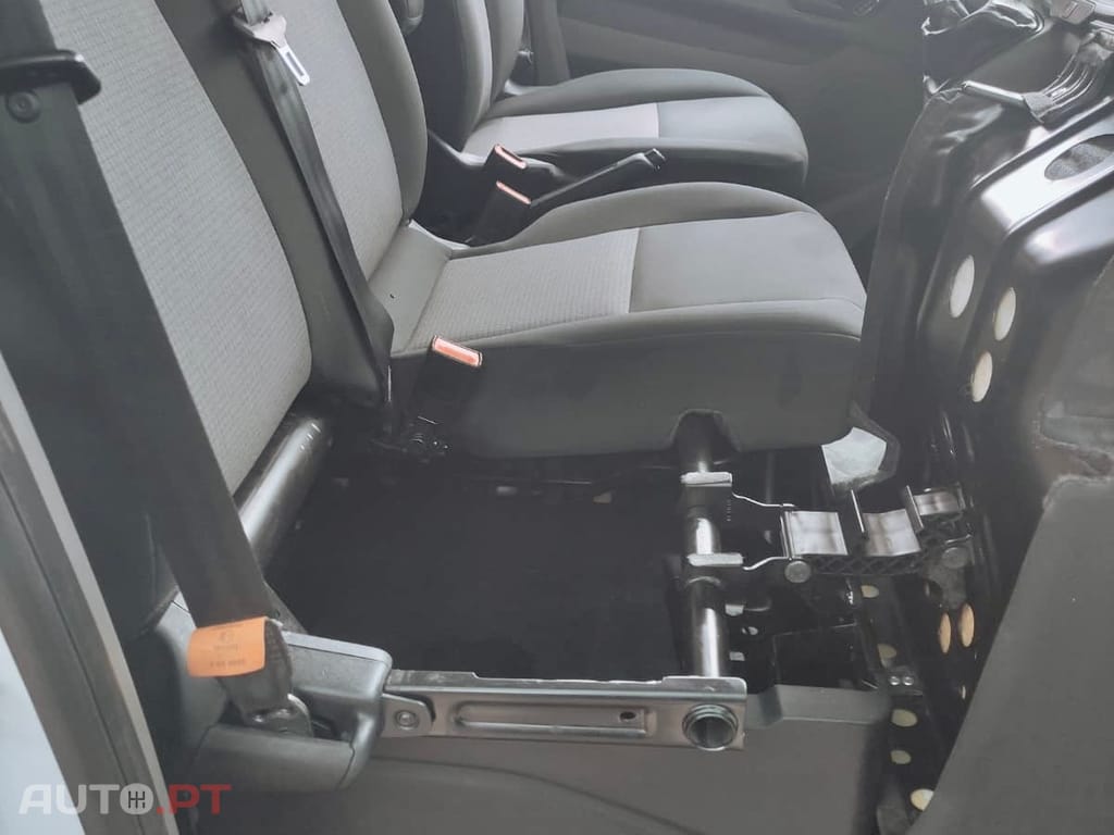 Ford Transit Custom 250L1 2.0 TDCi H1-Tecto Baixo Ambiente