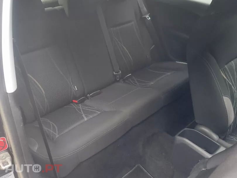 Peugeot 208 1.4 HDi Active