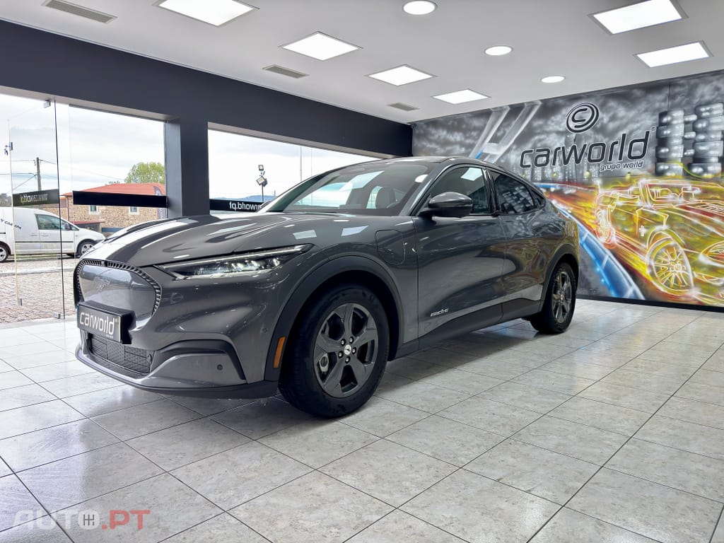 Ford Mustang Mach-E Premium AWD