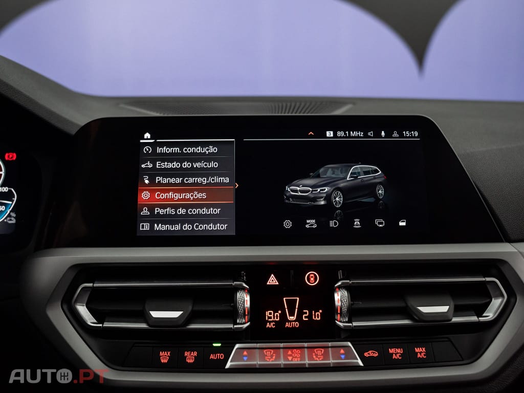 BMW 320 e Touring Corporate Edition Auto