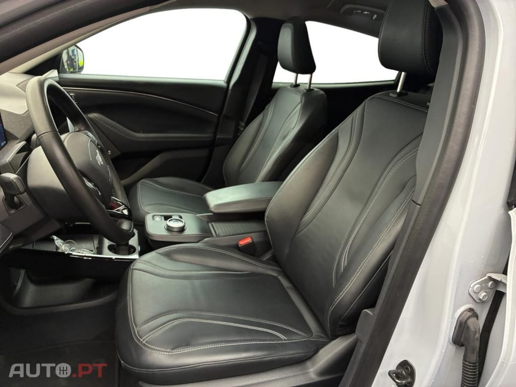 Ford Mustang Mach-E Standard Range