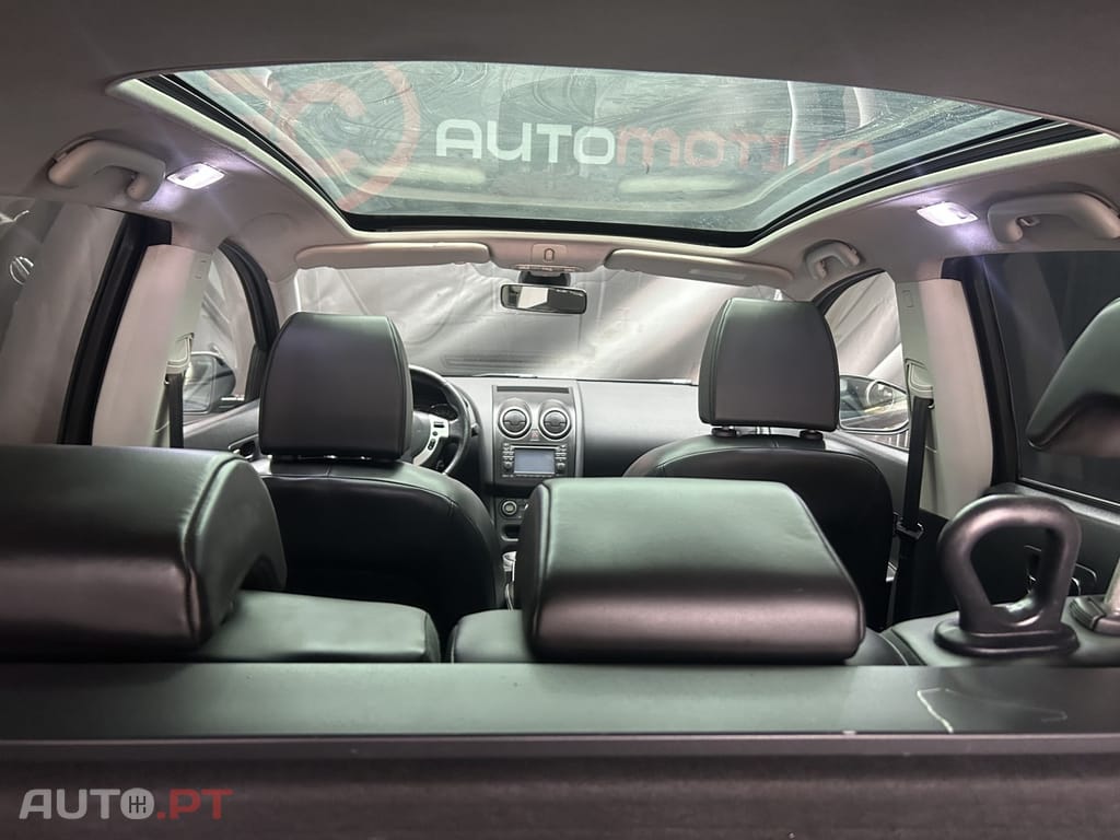 Nissan Qashqai +2 2.0 dCi Tekna Pele Preto — fotografia 16