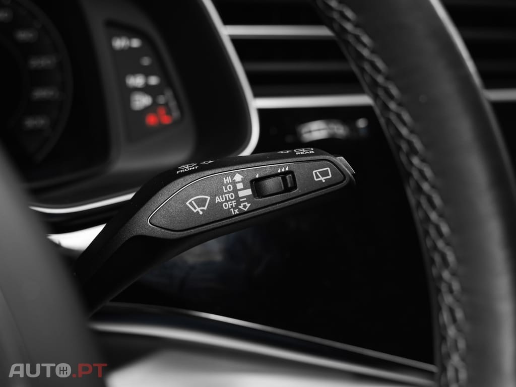 Audi Q7 55 TFSIe quattro S line Tiptronic