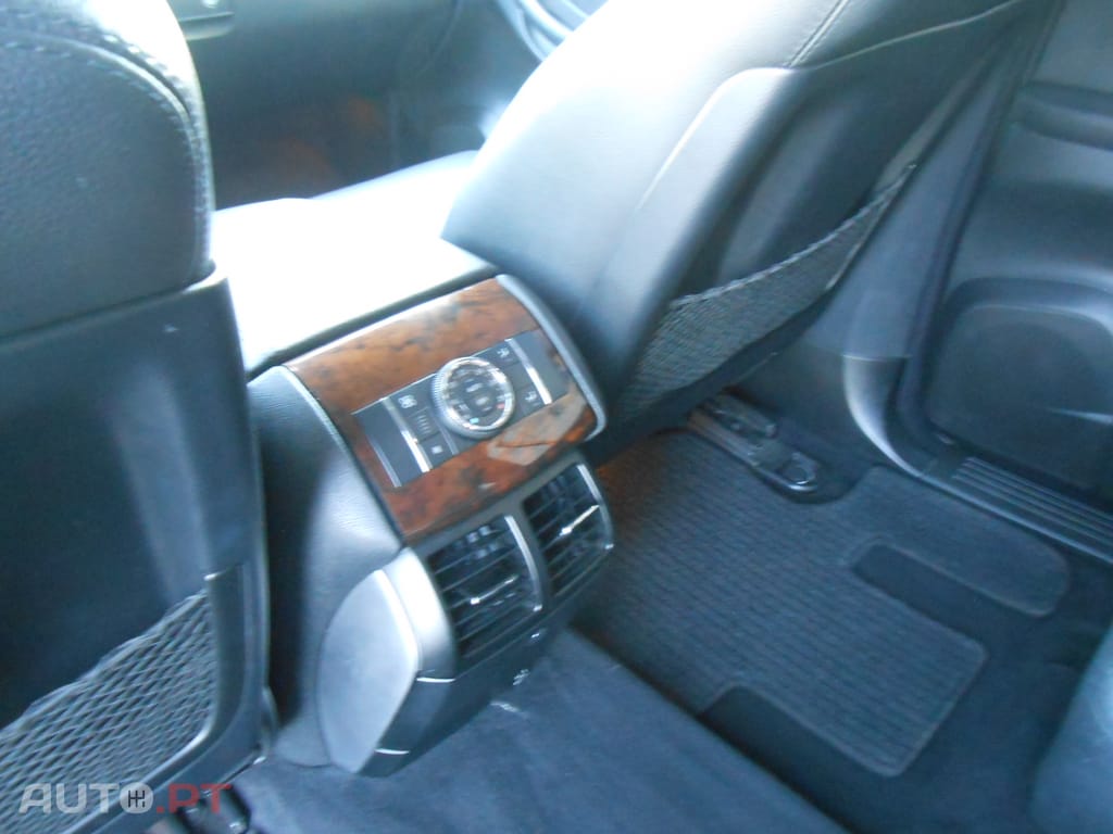 Mercedes-Benz R 320 4 MATIC