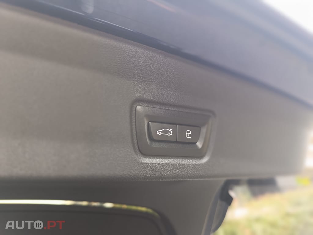 BMW i4 eDrive35 Pack Desportivo M Pro