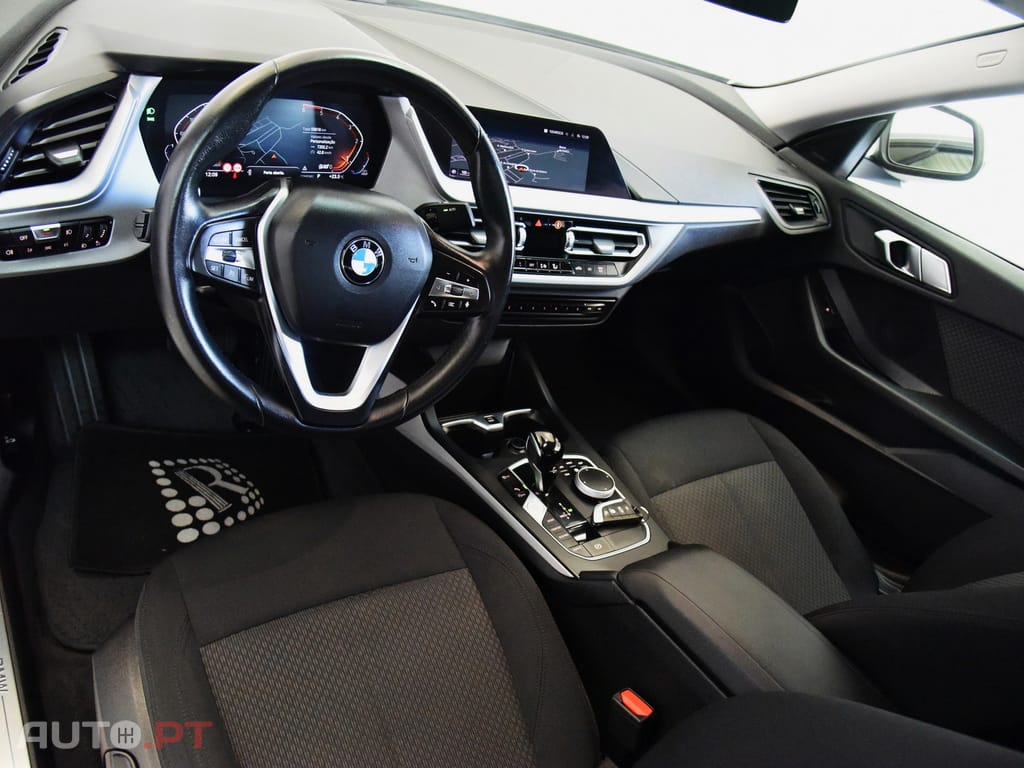 BMW 216 d Advantage