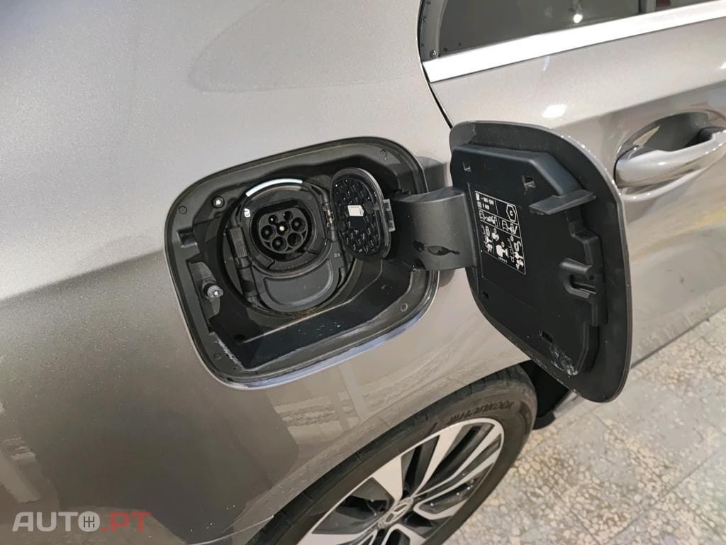 Mercedes-Benz A 250 e Style Plus