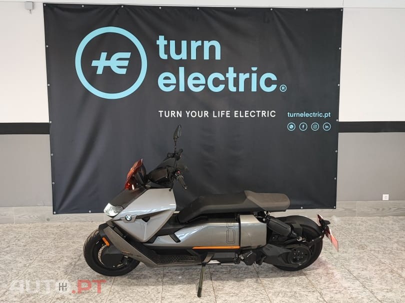 BMW CE 04 PRO