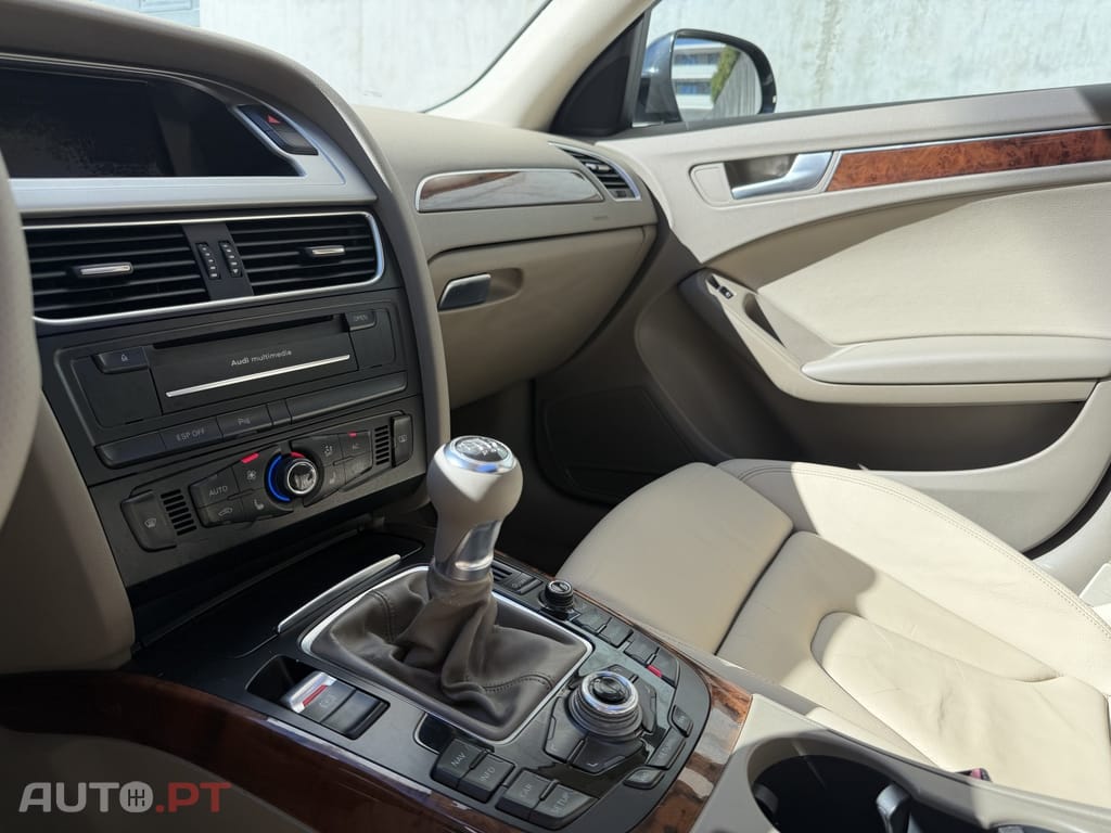 Audi A4 Avant 2.0 TDI s-line