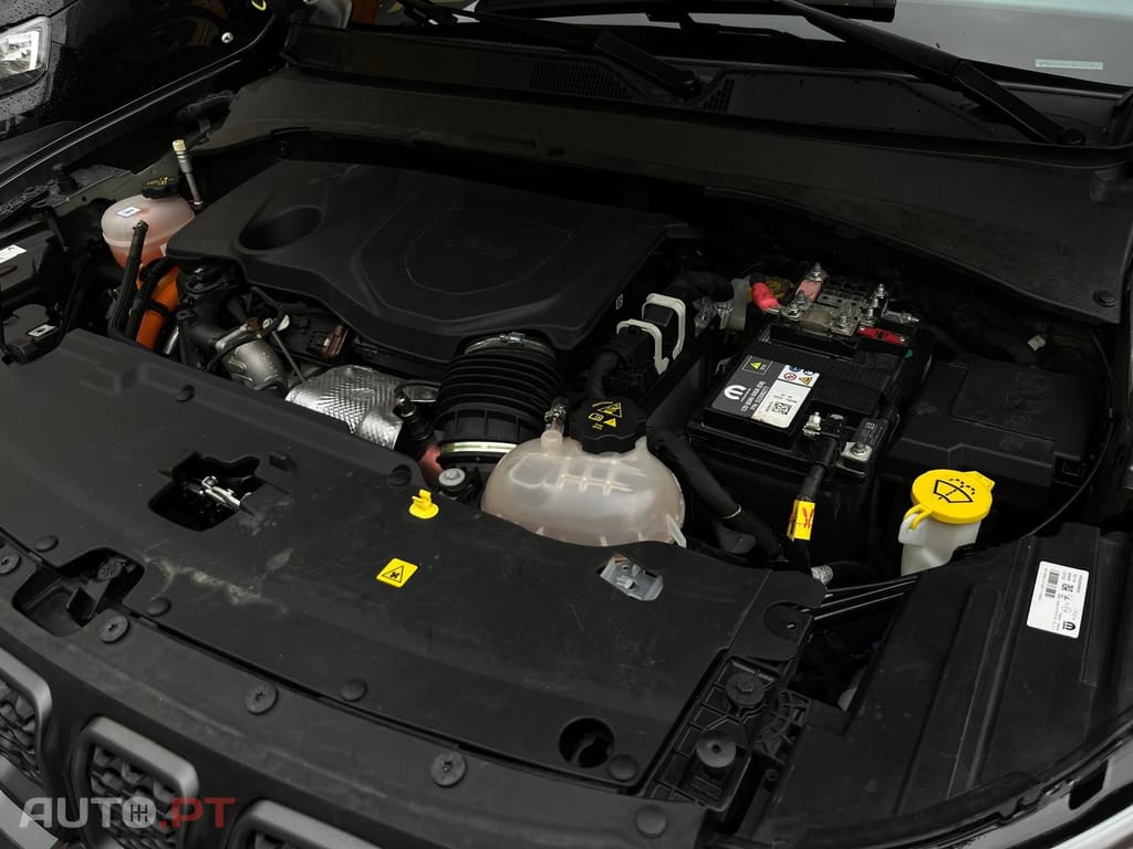 Jeep Compass 1.3 Híbrido  T4 Trailhawk AWD 