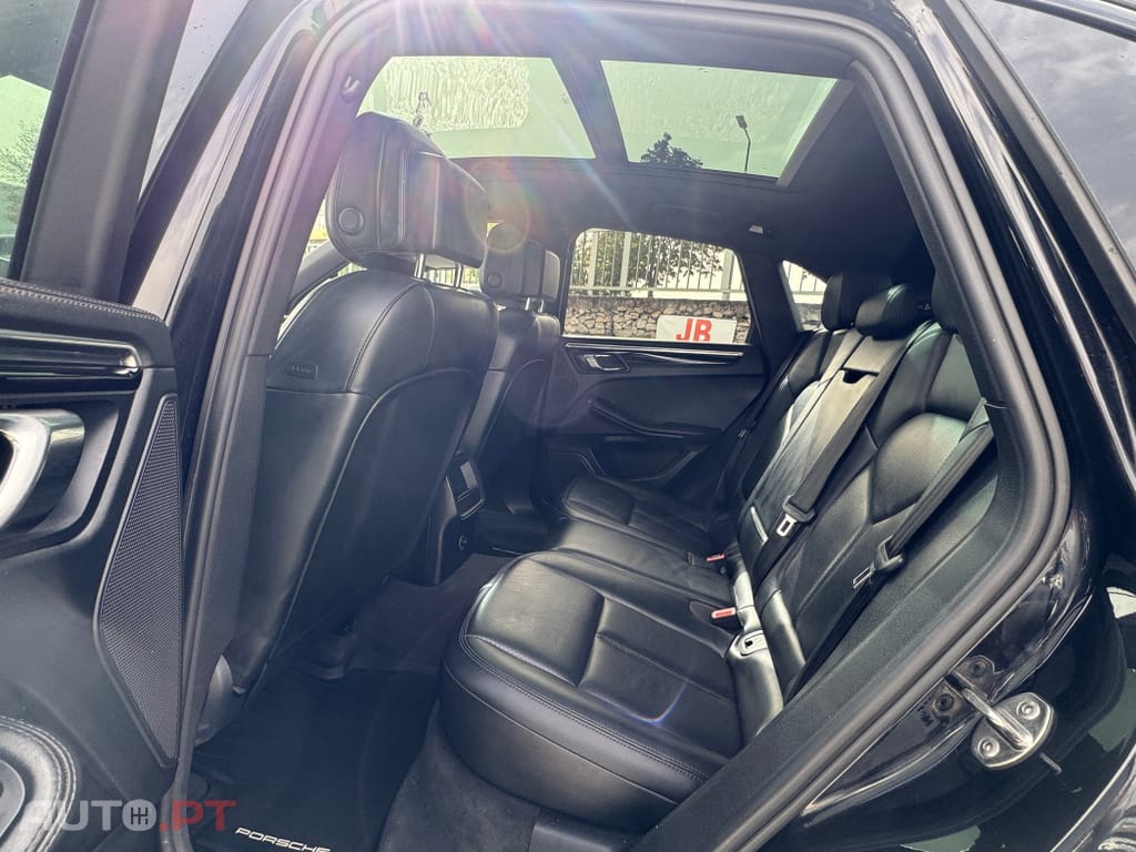 Porsche Macan S