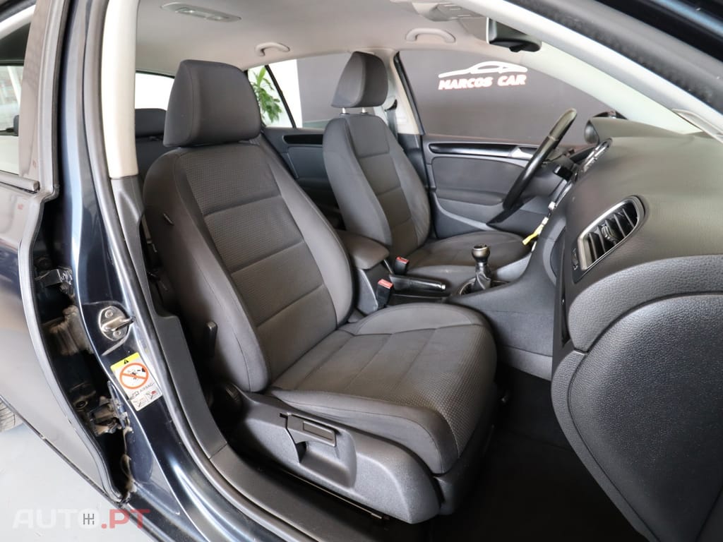 Volkswagen Golf 2.0 TDi Confortline