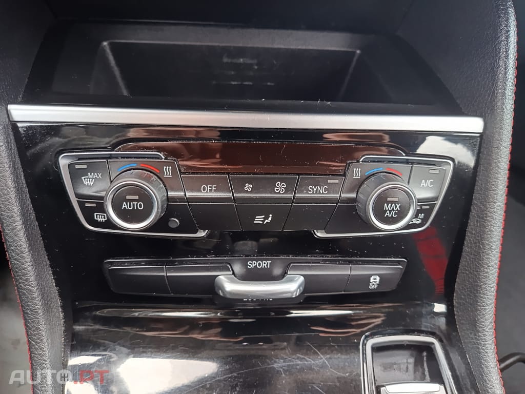 BMW 218 i Coupe Line Sport