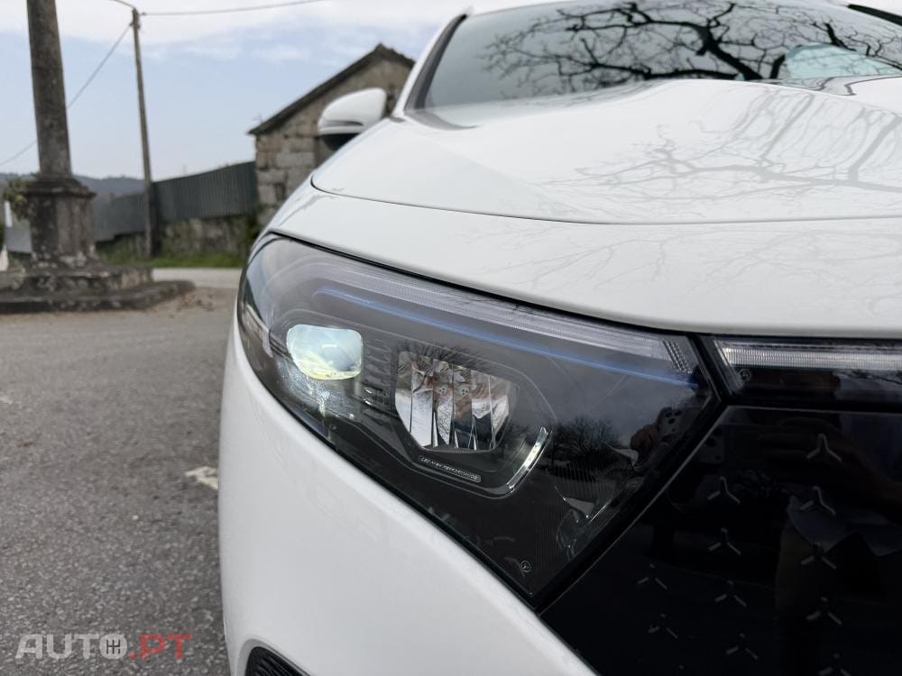 Mercedes-Benz EQA 300 4Matic Edition 1