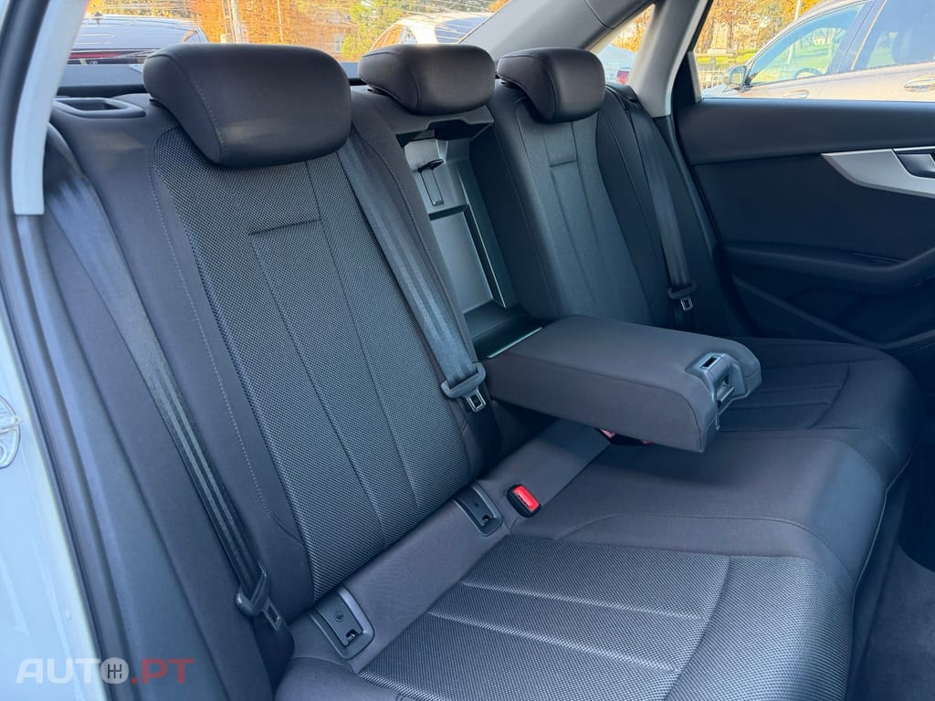 Audi A4 35 TDI Advanced S tronic