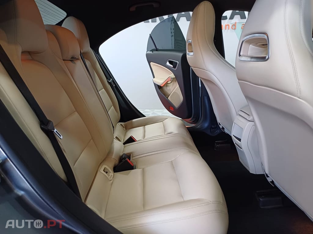 Mercedes-Benz CLA 220 CDi AMG Line Aut.