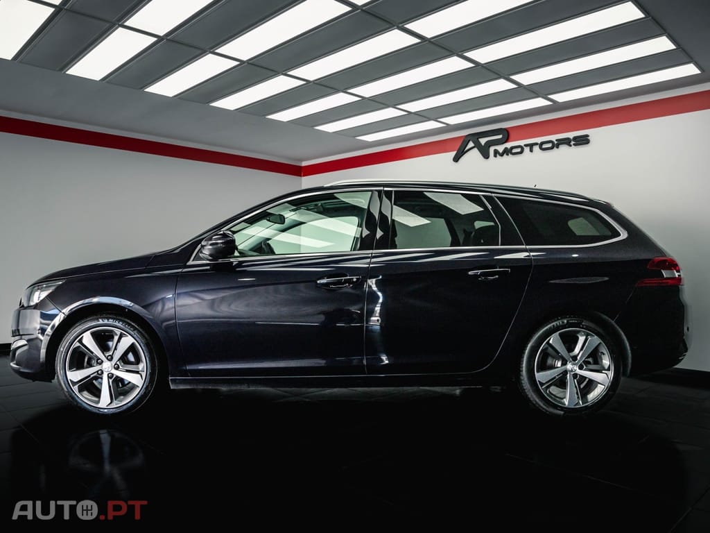 Peugeot 308 SW 1.2 PureTech Style J17